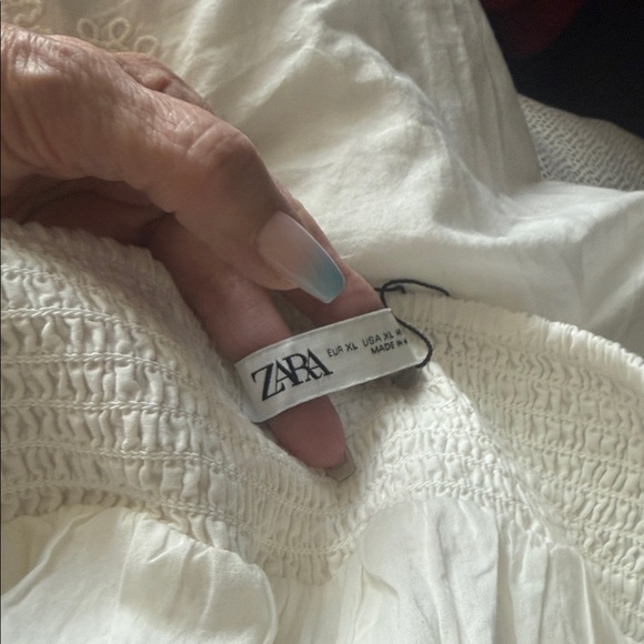 ZARA White Embroidered Maxi Skirt. made in India. - Picture 12 of 12